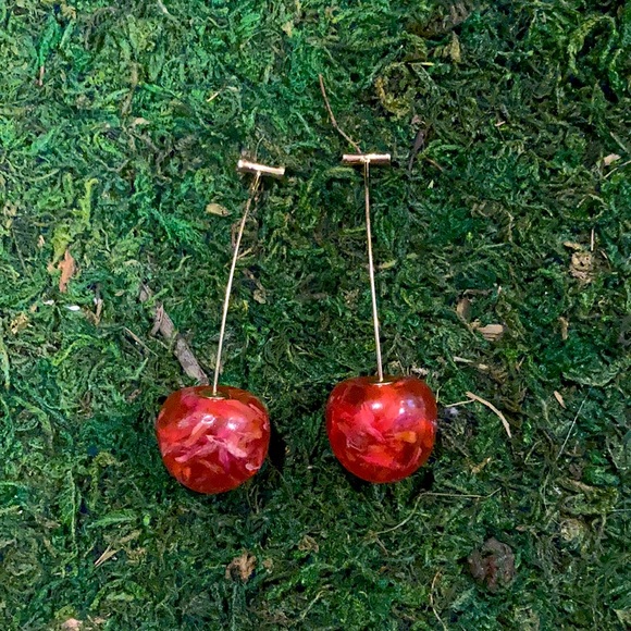 🍒 CHERRY EARRINGS - Picture 2 of 3